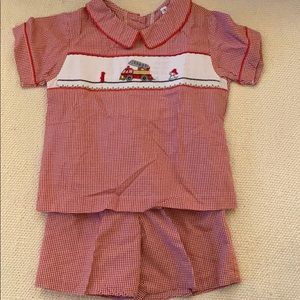 Beaux et Belles Smocked Firetruck Shirt/shorts  3